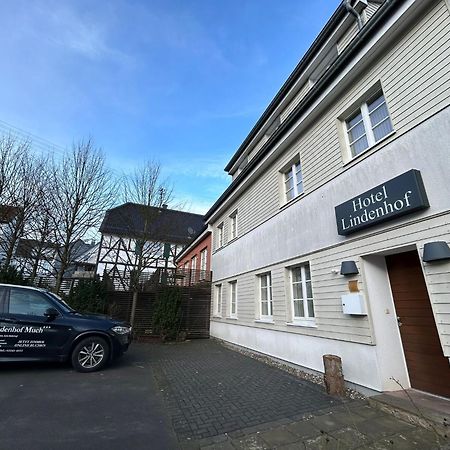 Gasthaus Lindenhof Hotel Much Exterior photo